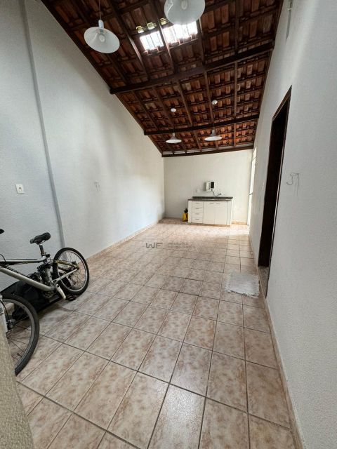 Casa a Venda - Industrial, Londrina