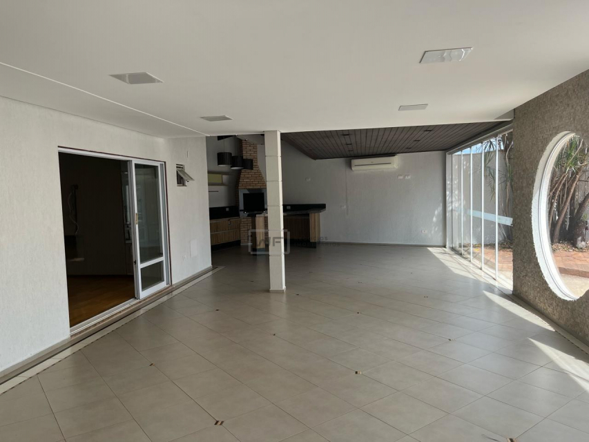 Casa à venda no Parque Residencial Alcantara - Londrina