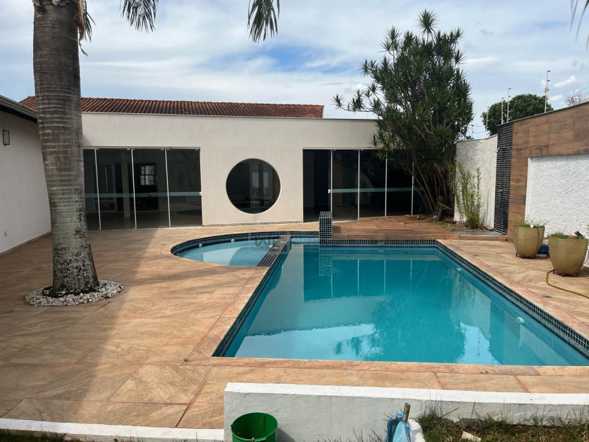 Casa à venda no Parque Residencial Alcantara - Londrina