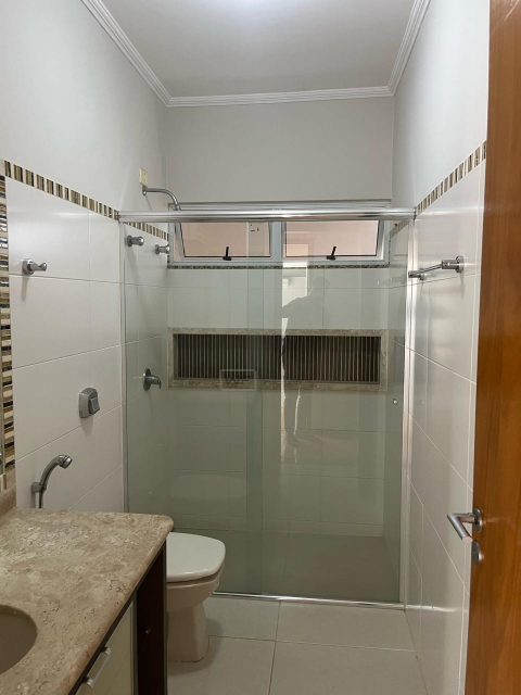 Casa à venda no Parque Residencial Alcantara - Londrina