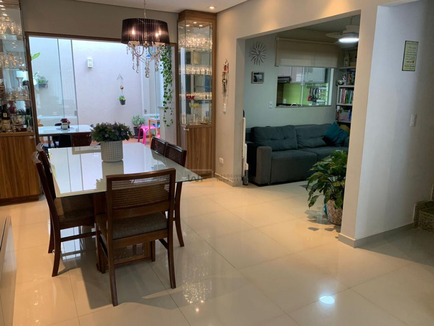 Casa no Condomínio Villa Florença