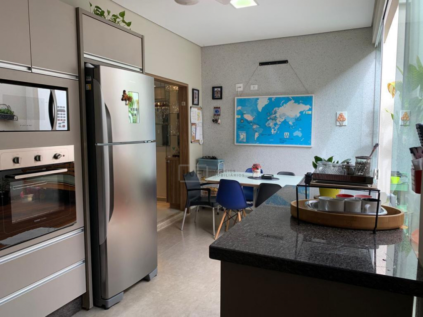 Casa no Condomínio Villa Florença