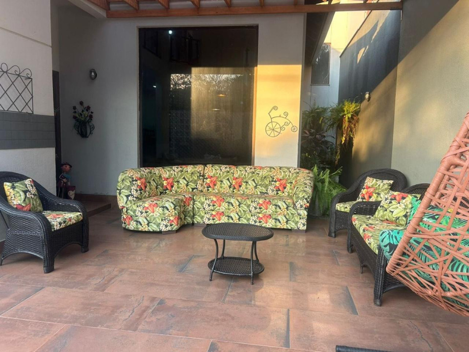 Casa Á Venda Bancários Londrina