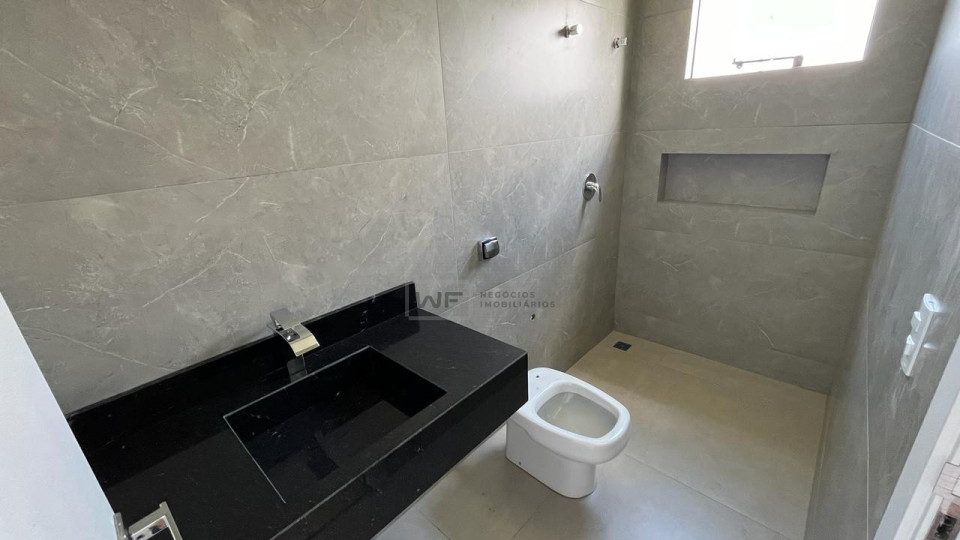 Casa no Condomínio Parque Tauá - Araçari