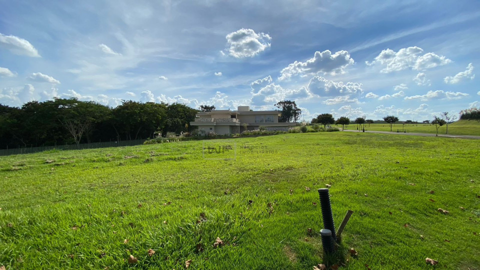 Terreno no Condomínio The Euro Royal