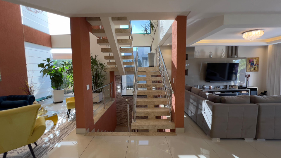 Casa a venda - Condomínio Sun Lake