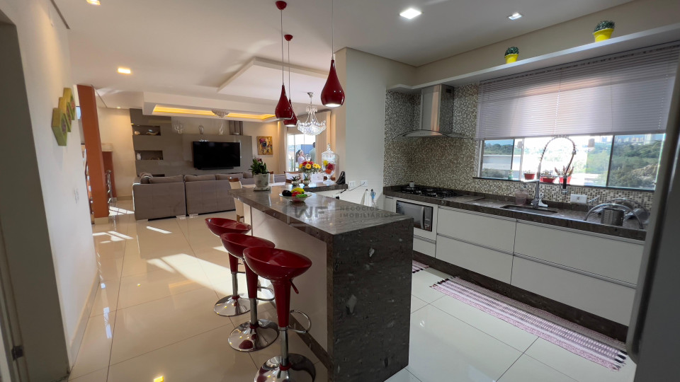 Casa a venda - Condomínio Sun Lake