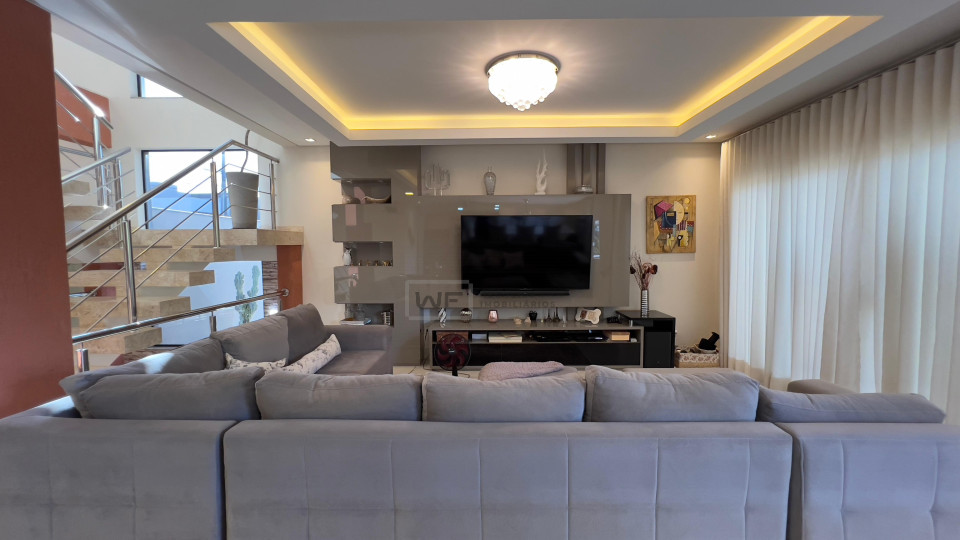 Casa a venda - Condomínio Sun Lake