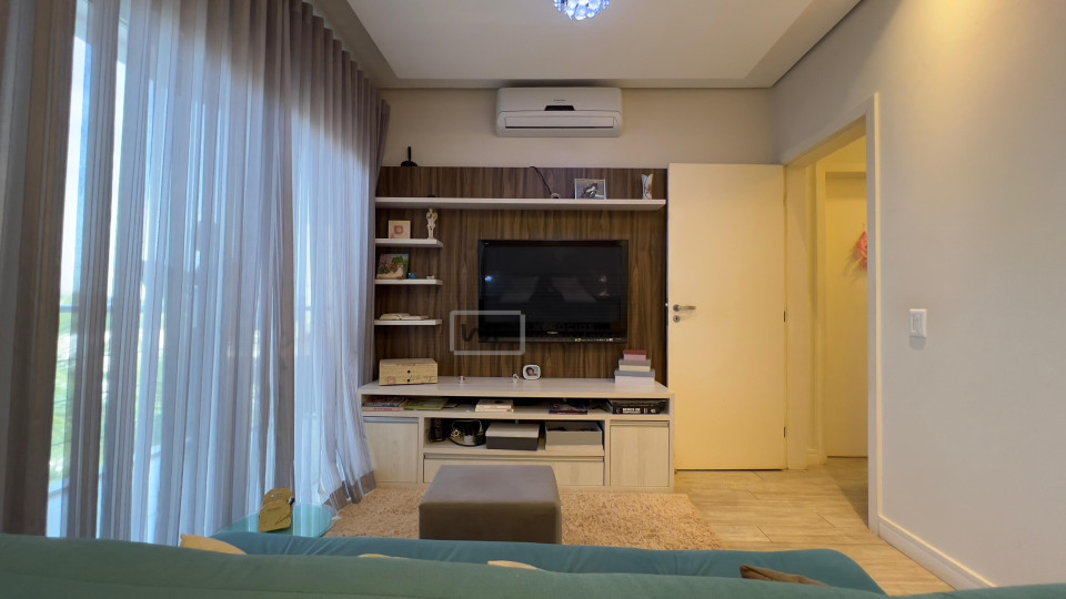 Casa a venda - Condomínio Sun Lake