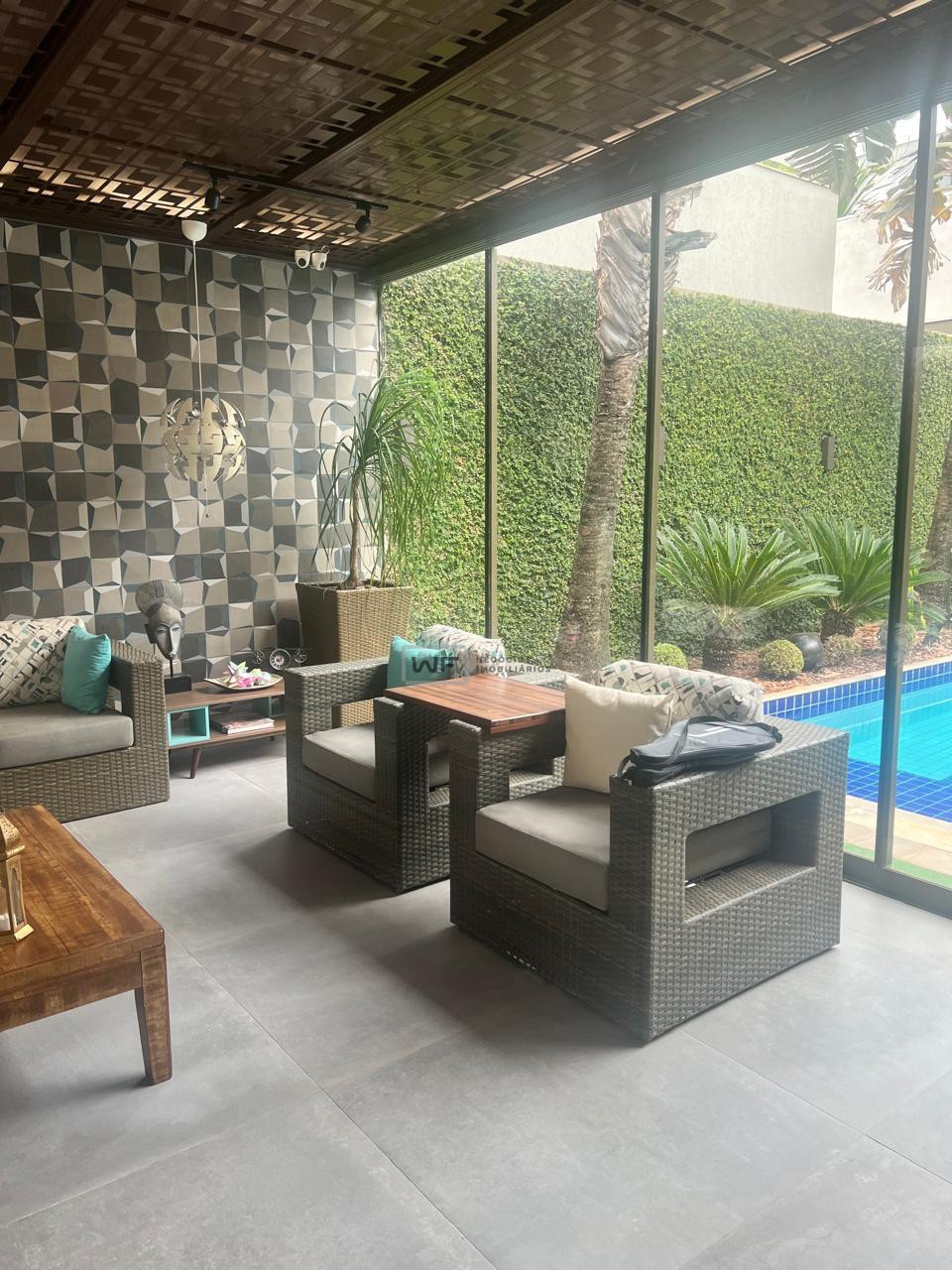 Casa no Condomínio Sun Lake