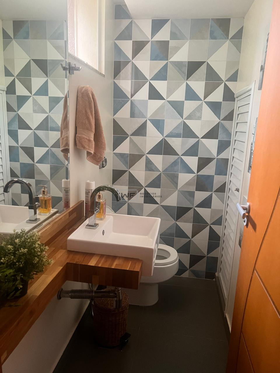 Casa no Condomínio Sun Lake