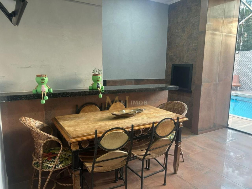 Casa Á Venda Bancários Londrina