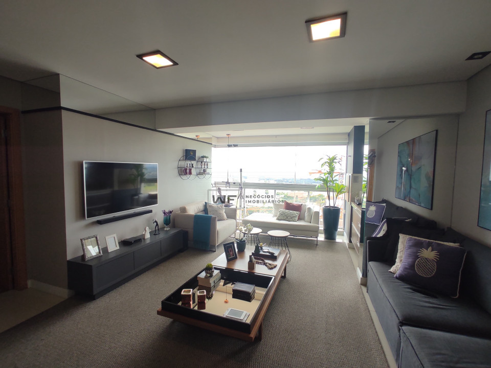 Apartamento no Edifício Poty Lazzarotto