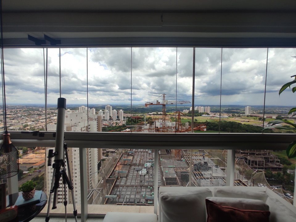 Apartamento no Edifício Poty Lazzarotto