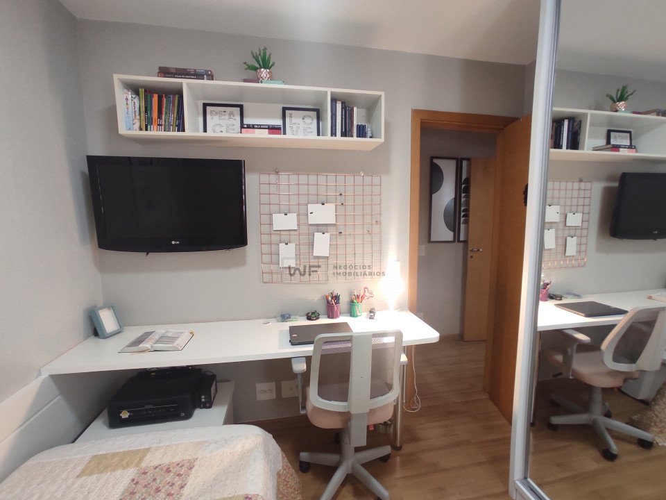 Apartamento no Edifício Poty Lazzarotto