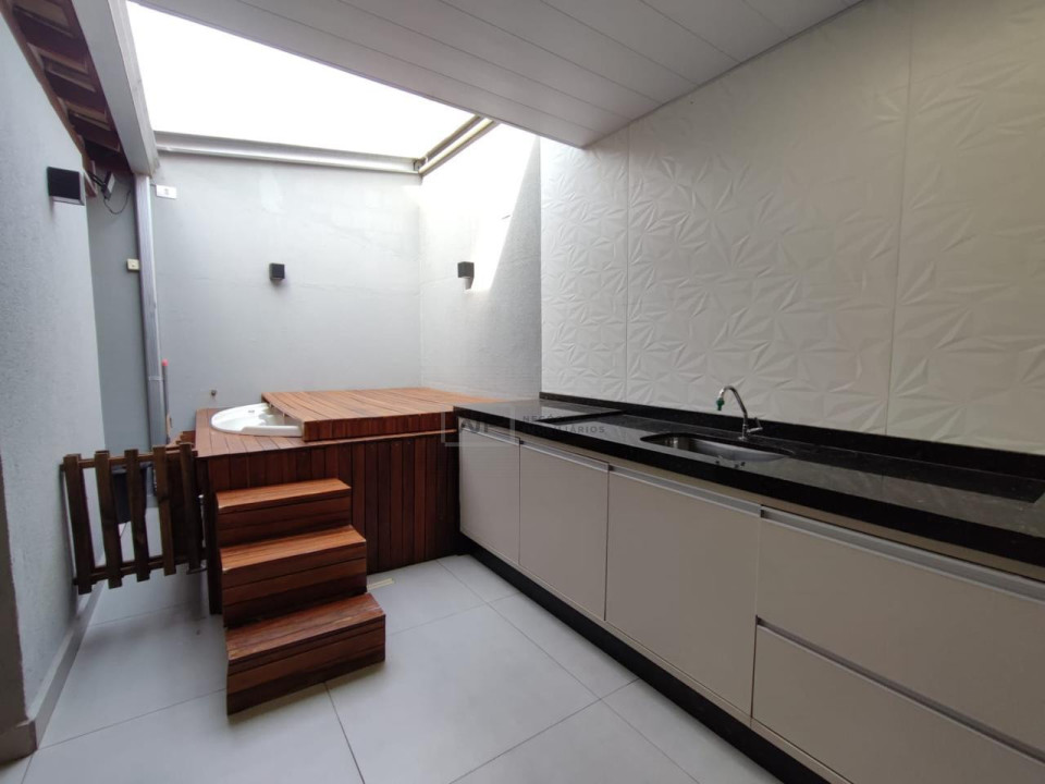 Imagens do imóveis Casa - Condomínio Village La Coruna