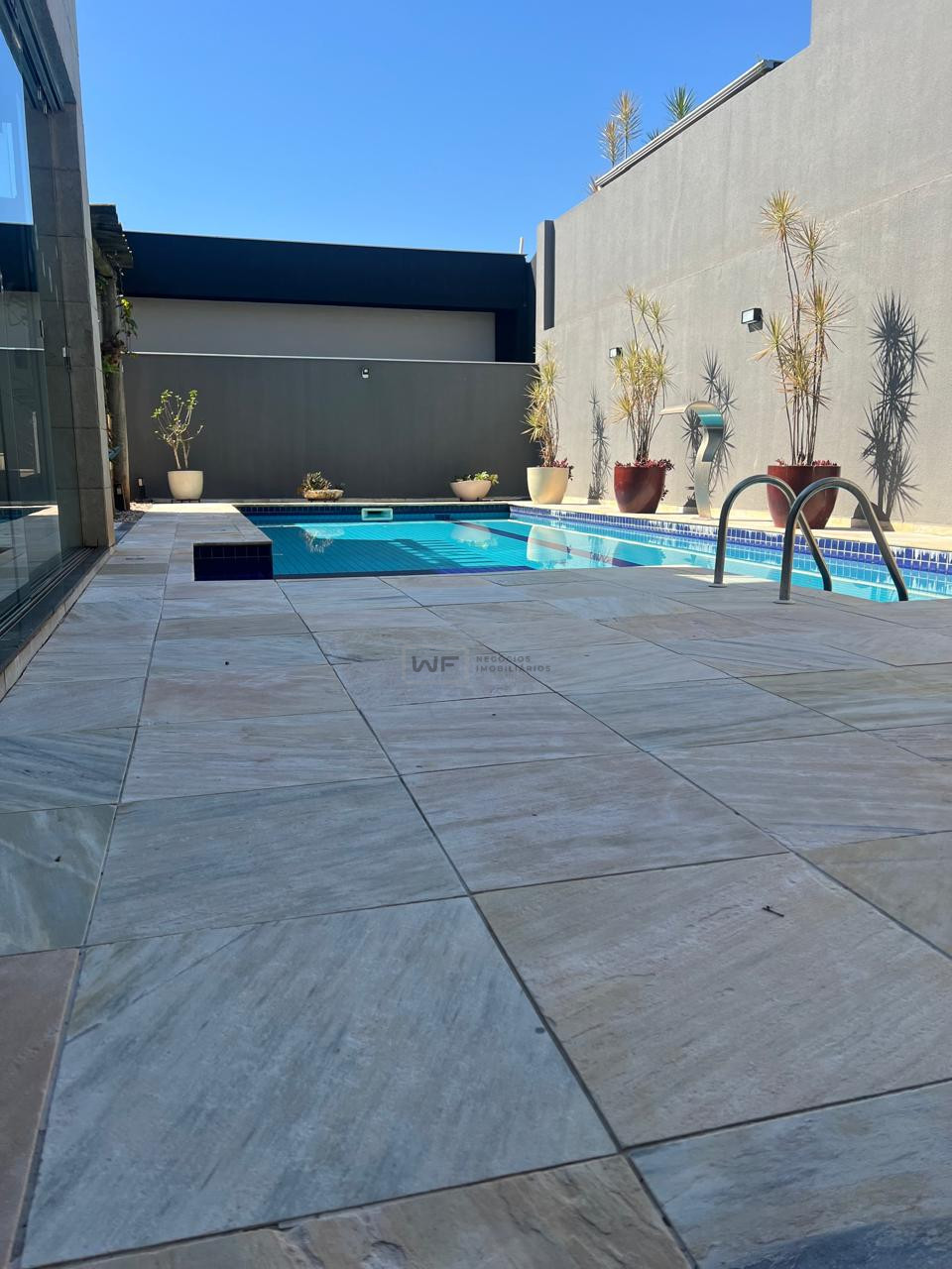 Casa no Condomínio Sun Lake