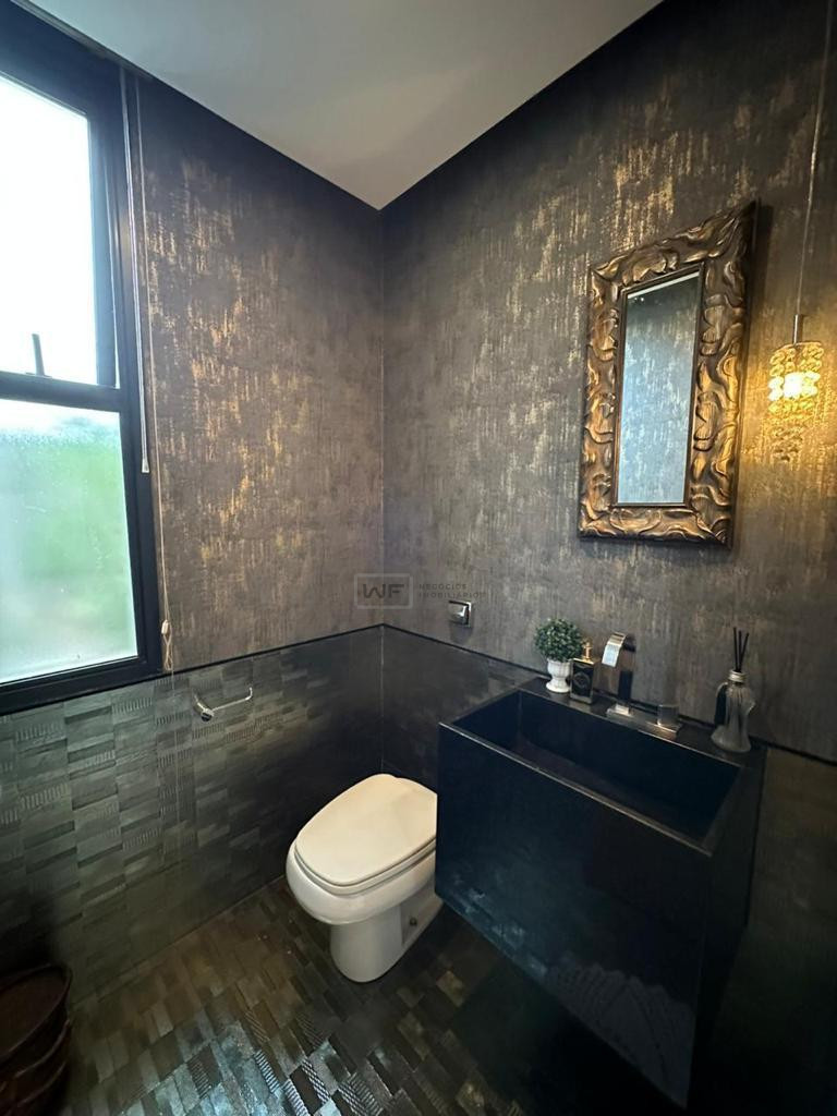 Casa no Condomínio Royal Forest