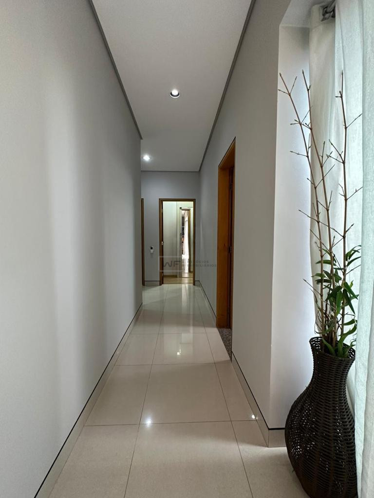 Casa no Condomínio Royal Forest