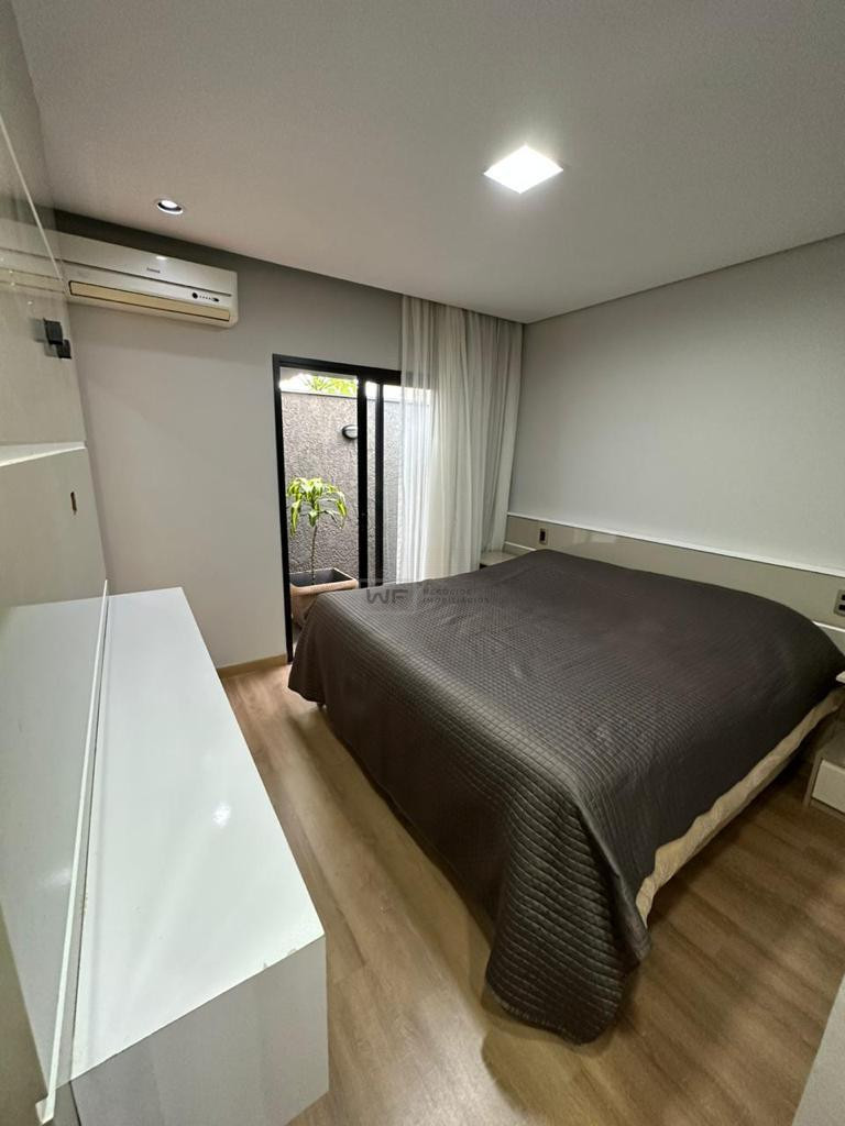 Casa no Condomínio Royal Forest