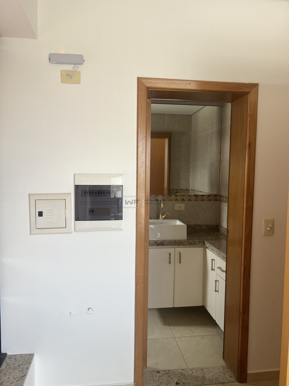 Imagens do imóveis edificio comercial policlínica