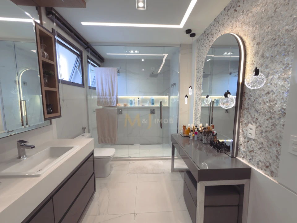 Apartamento Á Venda Grand Palais Londrina