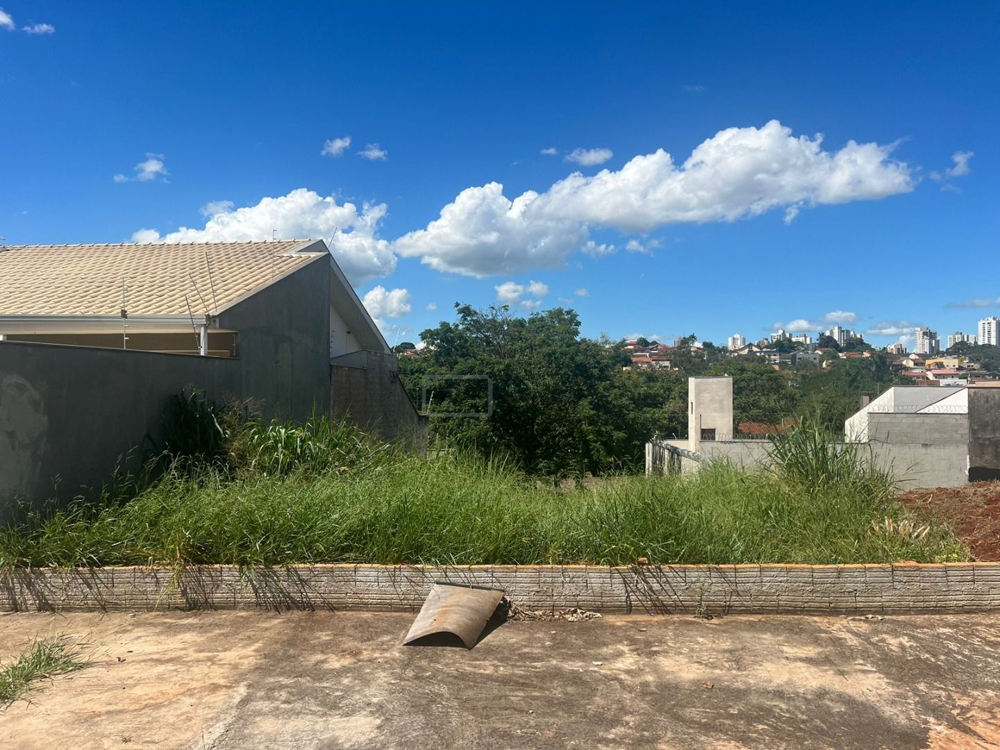 Imagens do imóveis Terreno Universitário