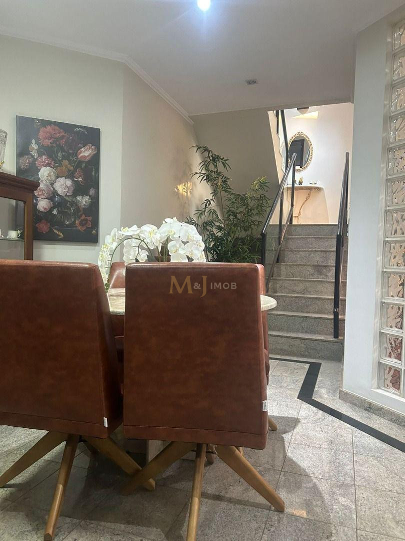 Casa Á Venda Bancários Londrina