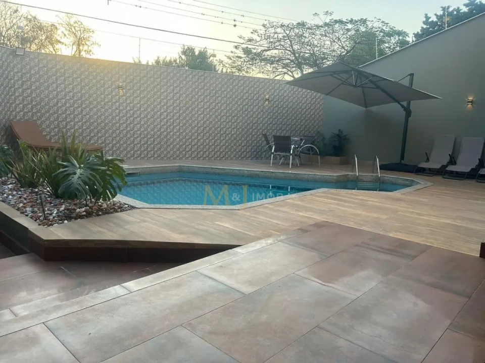 Casa Á Venda Bancários Londrina